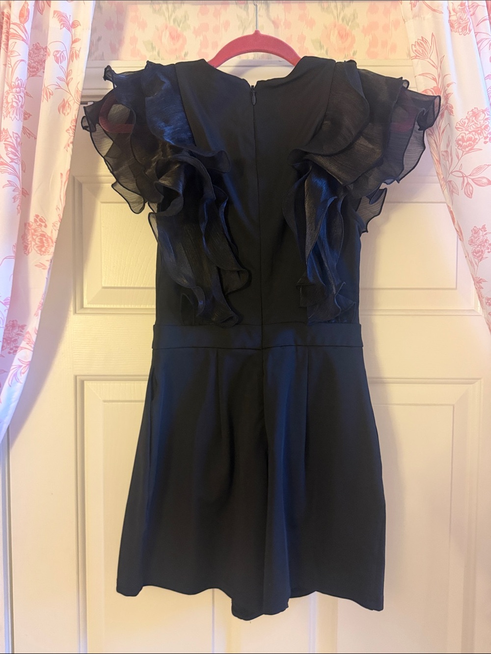 Bebe Black Ruffle-Sleeve Romper - Picture 5 of 6